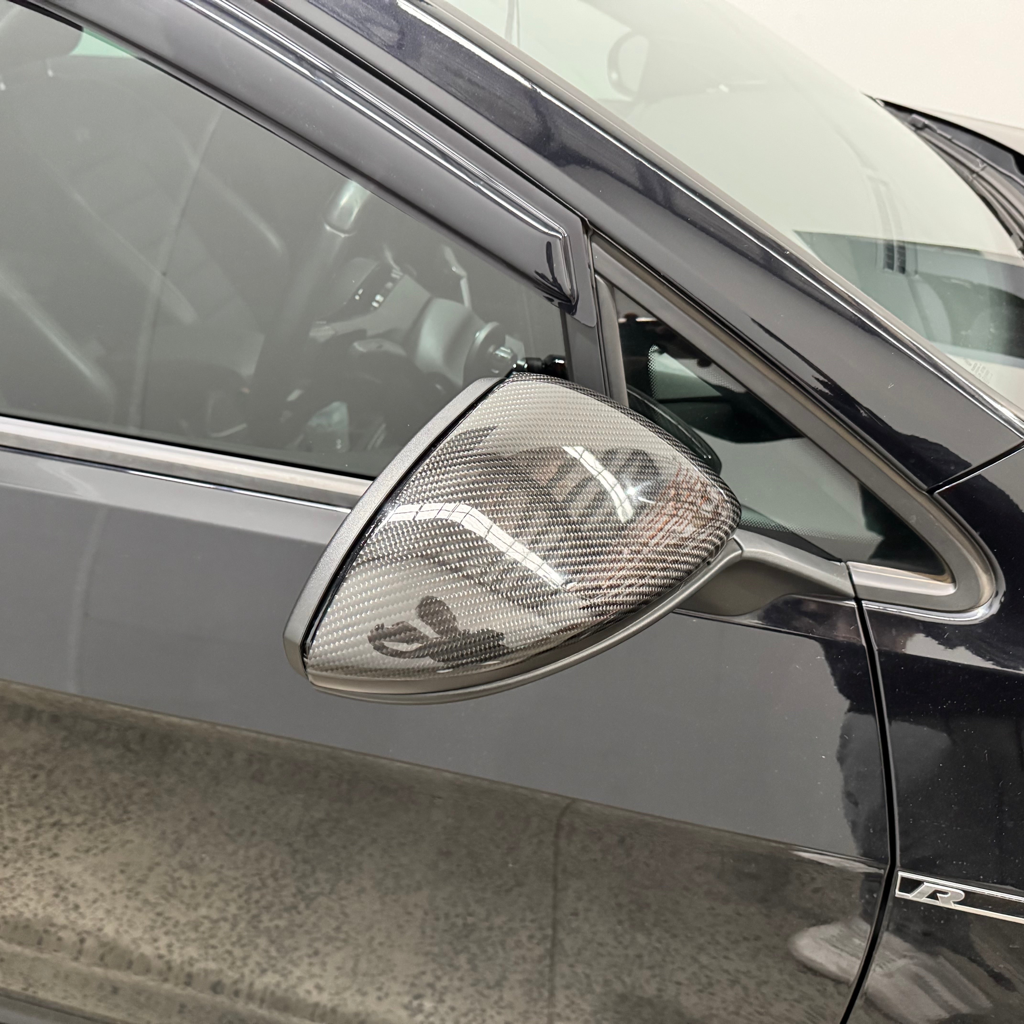 Volkswagen GOLF 7/7.5 GTI/R Carbon Fibre Mirror Caps