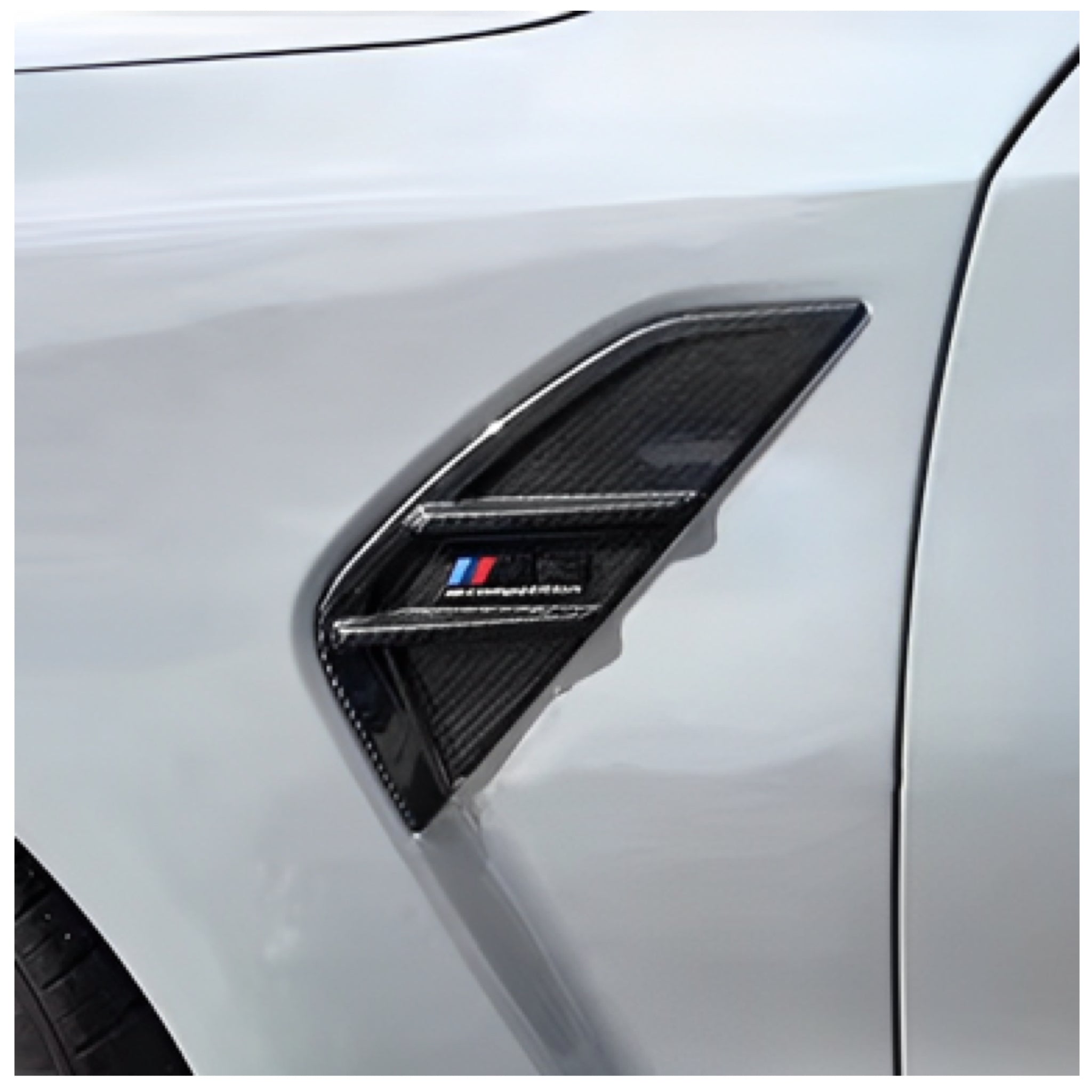 BMW G80 G81 M3 Replacement Dry Carbon Fibre Side Fender Vent Covers