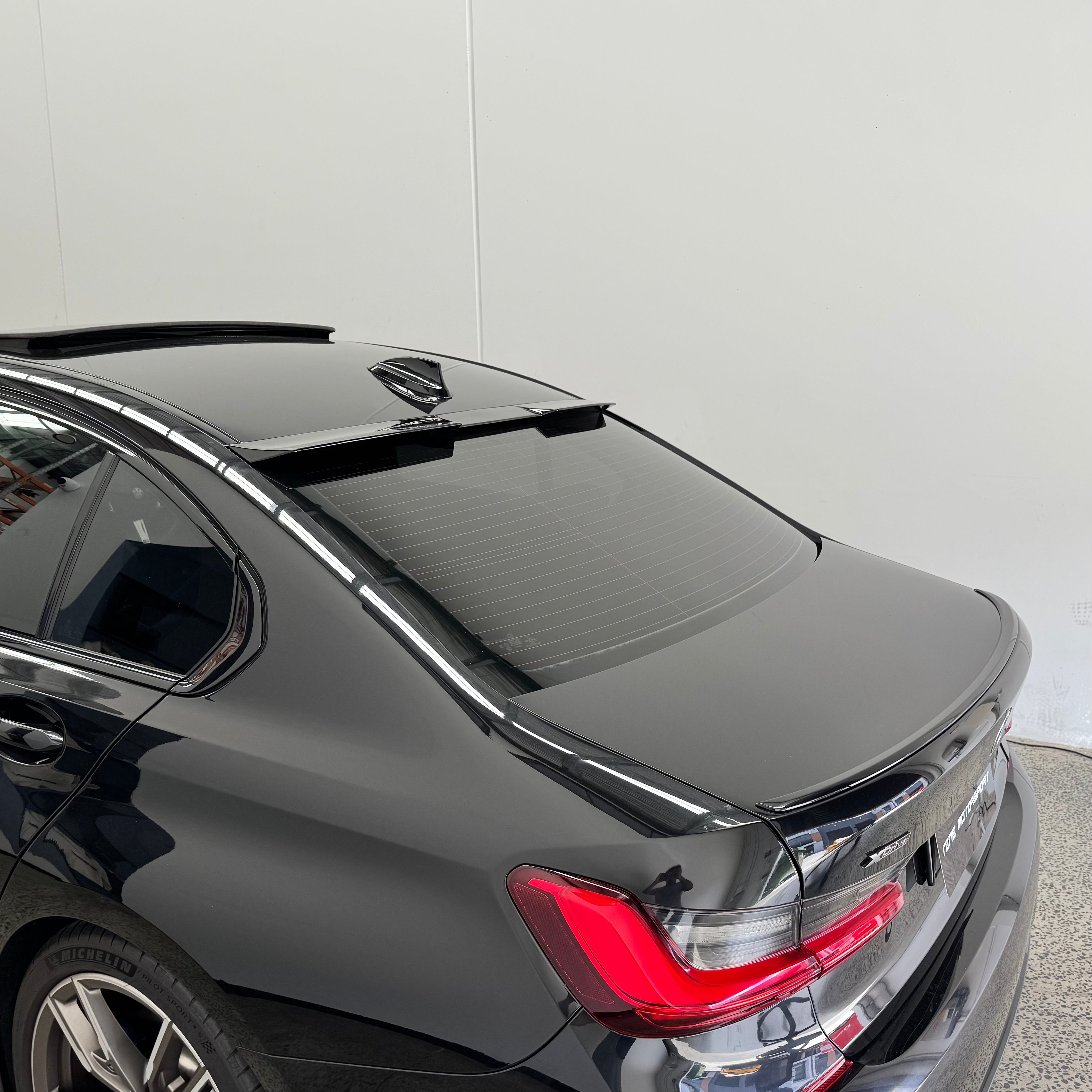 BMW 3 Series G20 Sedan Roof Spoiler (19-25)