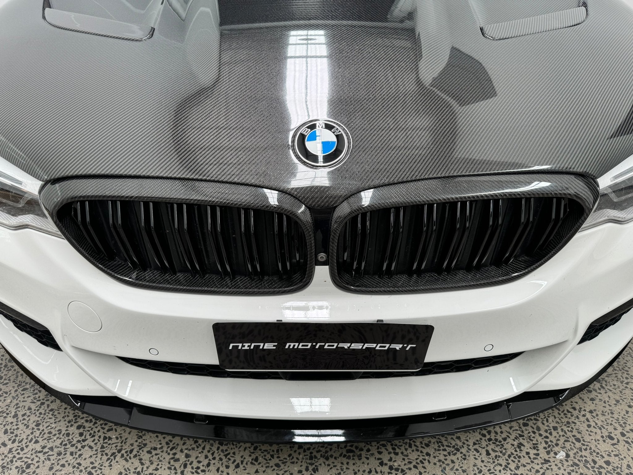 BMW 5 Series G30 (16 - 20) Front Grille Carbon Fibre - Nine Motorsport