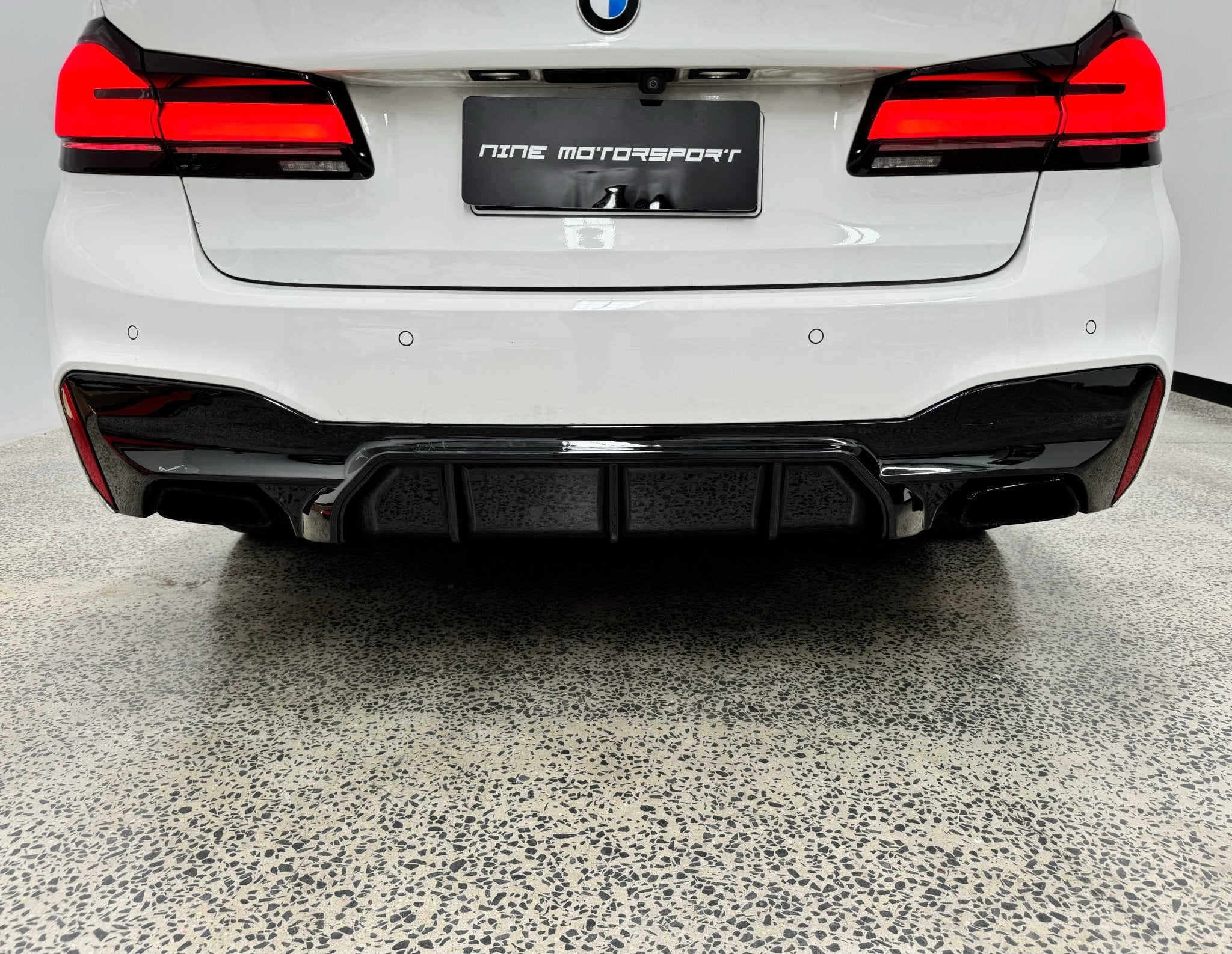 BMW 5 Series G30 Pre LCI Rear Diffuser Dual Exit (17 - 20) - Nine Motorsport