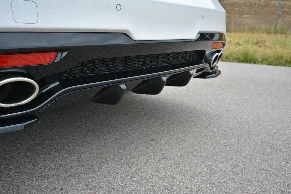 Maxton Design Kia Stinger GT Rear Diffuser / Valance