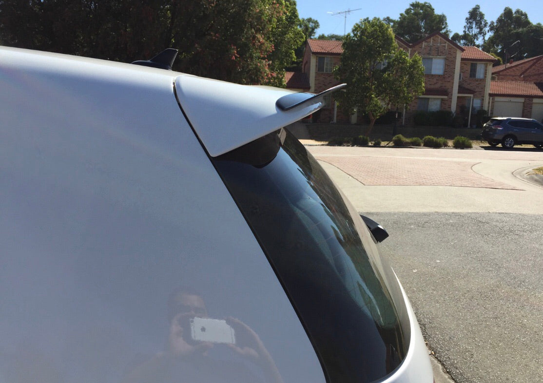 Maxton Design VW Golf Mk6 GTI & R Spoiler Cap