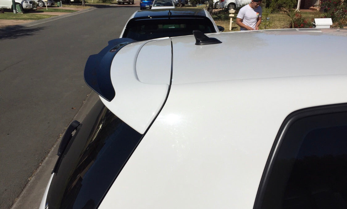 Maxton Design VW Golf Mk6 GTI & R Spoiler Cap