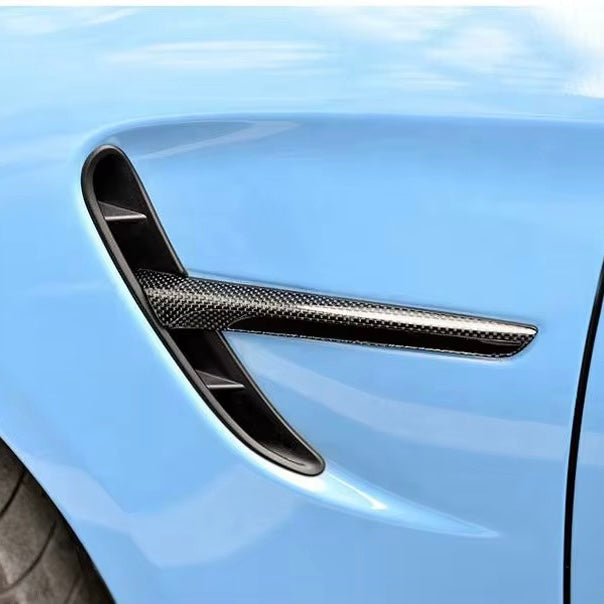 BMW F80 M3 F82 F83 M4 Replacement Dry Carbon Fibre Side Fender Trim Pieces
