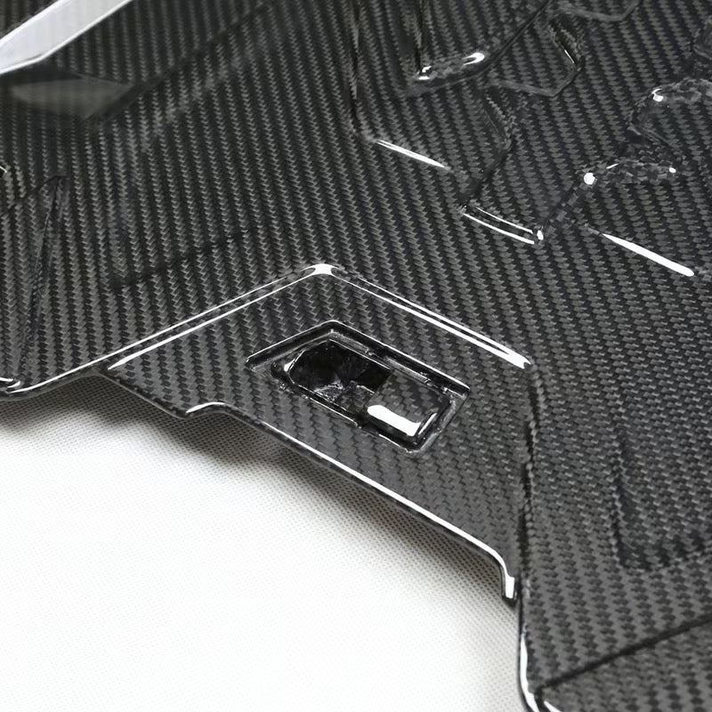 Dry Carbon Fibre Engine Cover For BMW F90 M5 | F91 M8 | F92 M8 | F93 M8