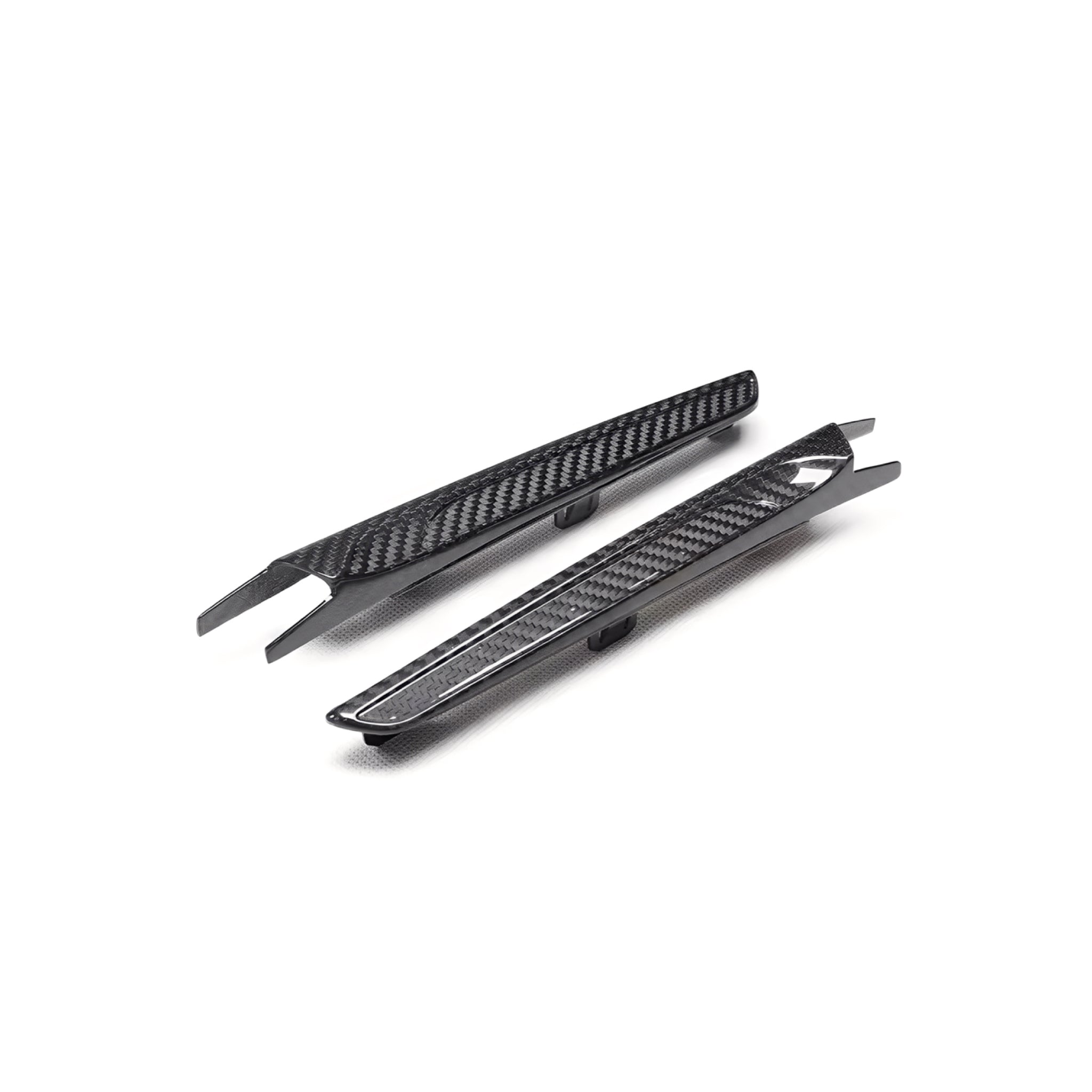 BMW F80 M3 F82 F83 M4 Replacement Dry Carbon Fibre Side Fender Trim Pieces