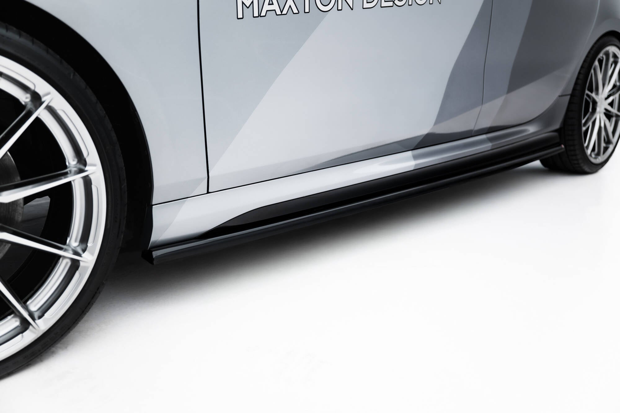 Maxton Design Side Skirts Diffusers V.1 BMW M135i / M-Pack F70